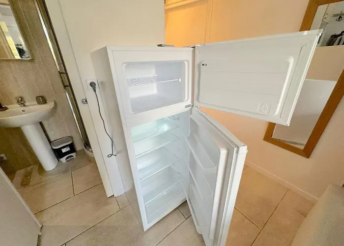 ⁂ Studio Cosy 3 Min De La Plage Terrasse Clim Nizza